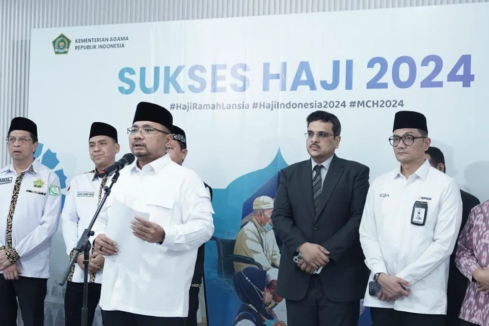 Operasi ibadah haji pada 2024 dilaporkan berjaya dilaksanakan dengan lancar dan tanpa sebarang masalah seperti yang dinyatakan oleh Menteri Agama, Encik Yaqut Cholil Qoumas (depan), semasa majlis penghargaan kepada semua petugas haji pada 25 Julai. 