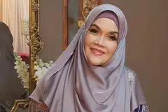 TEGAKKAN HAK: Datuk Wan Aishah Wan Ariffin berpesan kepada artis di luar sana agar mengambil tindakan, tahu hak mereka dan tidak mendiamkan sahaja hak yang diabaikan penaja peraduan.