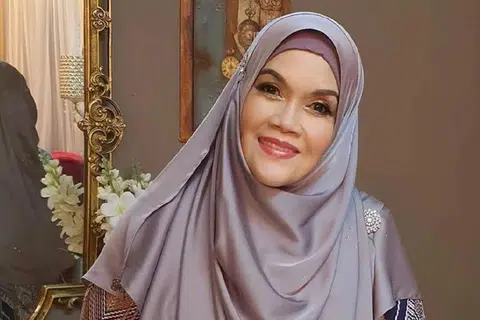 TEGAKKAN HAK: Datuk Wan Aishah Wan Ariffin berpesan kepada artis di luar sana agar mengambil tindakan, tahu hak mereka dan tidak mendiamkan sahaja hak yang diabaikan penaja peraduan.
