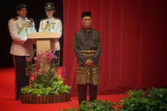 SUMBANGAN DIIKTIRAF: Encik Yatiman menganggap segala sumbangannya kecil dan tidak menyifatkan khidmatnya itu sebagai cemerlang. - Foto BH oleh ARIFFIN JAMAR