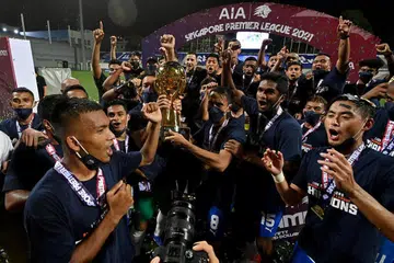 Lion City Sailors menjadi kelab tempatan pertama dinobat juara Liga Perdana Singapura sejak 2014. - Foto BH oleh LIM YAOHUI