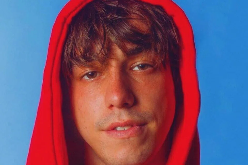 Matt Champion dapat menyuntik kelainan pada muziknya apabila bergabung tenaga dengan Jennie Blackpink.