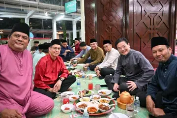 Lawrence Wong, Faishal Ibrahim 