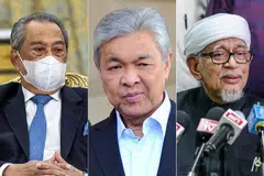 GABUNGAN TIGA PARTI MELAYU (PN) HADAPI KRISIS- HUBUNGAN KIAN MERUNCING: (Dari kiri ) Pengerusi Perikatan Nasional (PN), Tan Sri Muhyididin Yassin, Presiden Umno, Datuk Seri Dr Ahmad Zahid Hamidi dan Presiden PAS Datuk Seri Abdul Hadi Awang. - Foto-foto fail