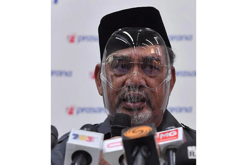 DITAMATKAN PERKHIDMATAN: Datuk Seri Tajuddin Abdul Rahman, bukan lagi pengerusi Prasarana Malaysia Bhd. - Foto INTERNET