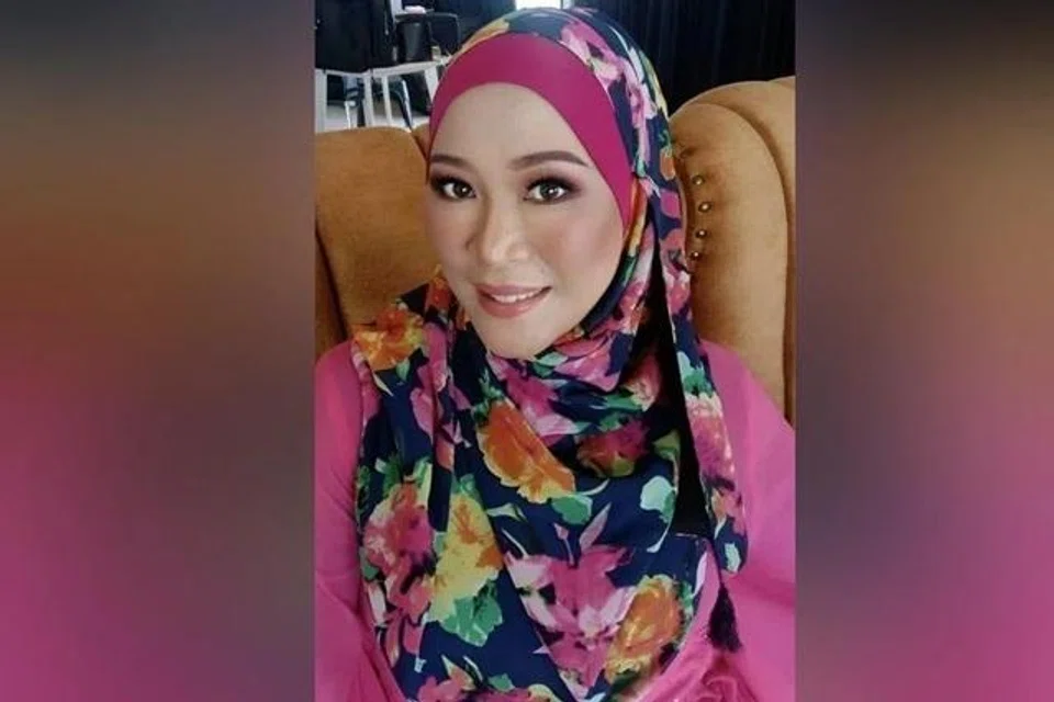 Pelakon Malaysia, Nadia Kesuma hilang daripada kumpulan jemaah yang berkumpul untuk menaiki penerbangan menuju London dari Jeddah.
