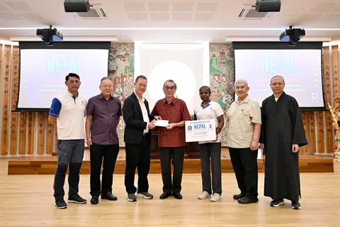 bantuan Nepal, mangsa banjir Nepal, pertubuhan agama