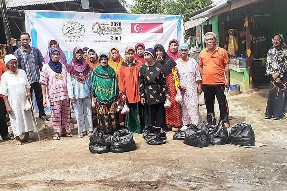 IBADAH KORBAN DI INDONESIA: Pusat pendidikan Islam Nur Insan telah melaksanakan ibadah korban di Indonesia pada tahun lalu. - Foto NUR INSAN