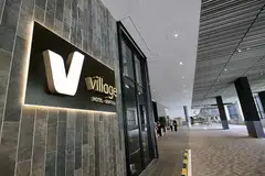 TERJEJAS: Antara hotel yang terjejas teruk berikutan wabak koronavirus novel ialah Village Hotel Sentosa. - Foto ZAOBAO