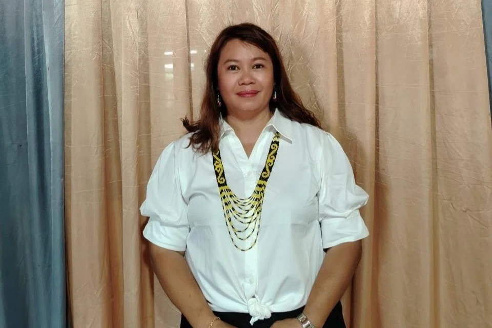 Presiden Persatuan Anak Borneo Semenanjung, Cik Gangging Ling Sanggau.
