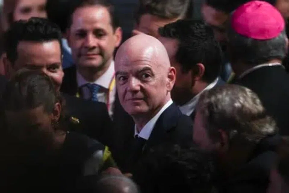 Fifa, Infantino, bola sepak