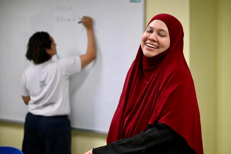Sumbangan Ustazah Maria Mohamed Siddique, pemulihan banduan wanita, 491 individu dan rakan kerjasama masyarakat, menerima pengiktirafan semasa Majlis Anugerah Sukarelawan Perkhidmatan Penjara Singapura (SPS)
