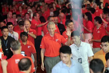 Di bawah kepimpinan beliau, Perdana Menteri, Encik Lee Hsien Loong, berusaha membina sebuah masyarakat inklusif agar dapat mempertingkat kehidupan semua rakyat dan memastikan tiada sesiapa yang ketinggalan di belakang. 