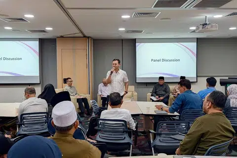 Pemangku Menteri Bertanggungjawab bagi Ehwal Masyarakat Islam, Encik Zaqy Mohamad, mengadakan pertemuan dengan pemimpin masyarakat Melayu/Islam pada 29 dan 30 September bagi mendapatkan maklum balas berkenaan pindaan kepada Akta Pentadbiran Hukum Islam (Amla).
