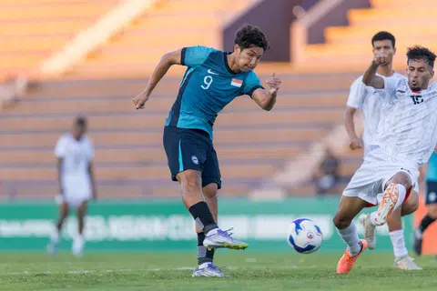 Penyerang Singapura, Louka Tan-Vaissiere, menjaringkan gol tunggal Singapura ketika menentang Yaman melalui satu rembatan kencang. 