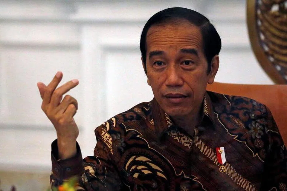 Encik Jokowi berkata rancangan sudah dilakukan untuk mengedarkan vaksin Covid-19 kepada seluruh negara itu. - Foto Reuters
