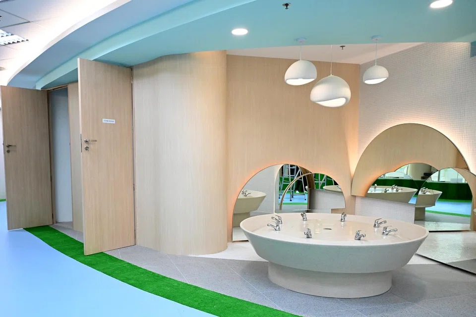 Tempat membasuh tangan unik dan sesuai mengikut ketinggian kanak-kanak prasekolah.
