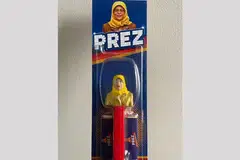 Prez-iden, Halimah Yacob, mainan Pez, karya seni pop