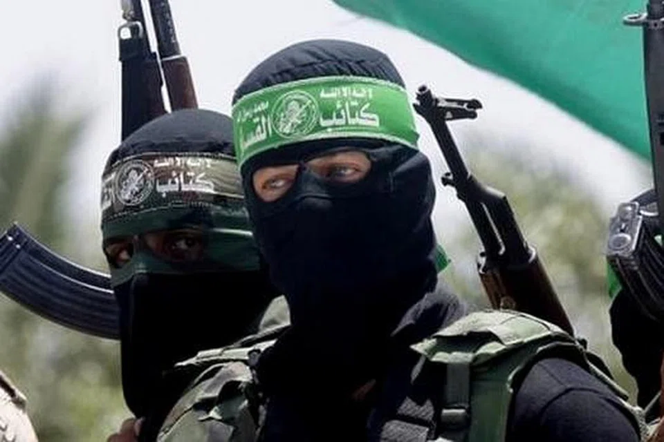 JADI PERHATIAN: Kumpulan Hamas dikatakan semakin lemah. Bagaimanapun, ia masih berupaya mendapatkan sokongan rakyat Palestin lain. - Foto-foto BBC