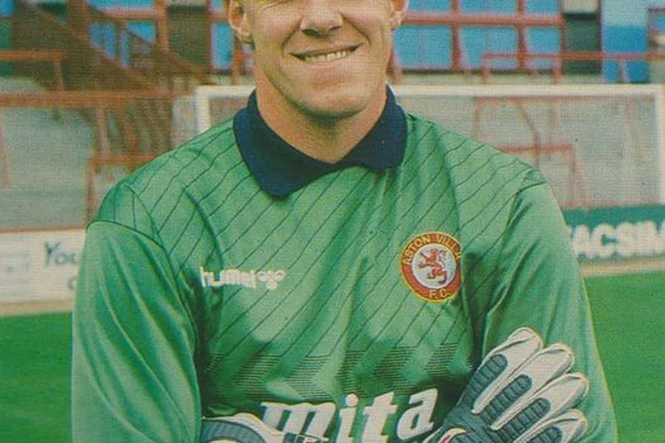 Bekas penjaga gawang Aston Villa, Nigel Spink.