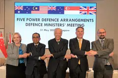 (Dari kiri) Menteri Pertahanan New Zealand, Cik Judith Collins KC; Menteri Pertahanan Malaysia, Datuk Seri Mohamed Khaled Nordin; Menteri Pertahanan, Dr Ng Eng Hen; Timbalan Perdana Menteri merangkap Menteri Pertahanan Australia, Encik Richard Marles; dan Ketua Pengarah (Dasar Keselamatan) Britain, Encik Paul Wyatt.