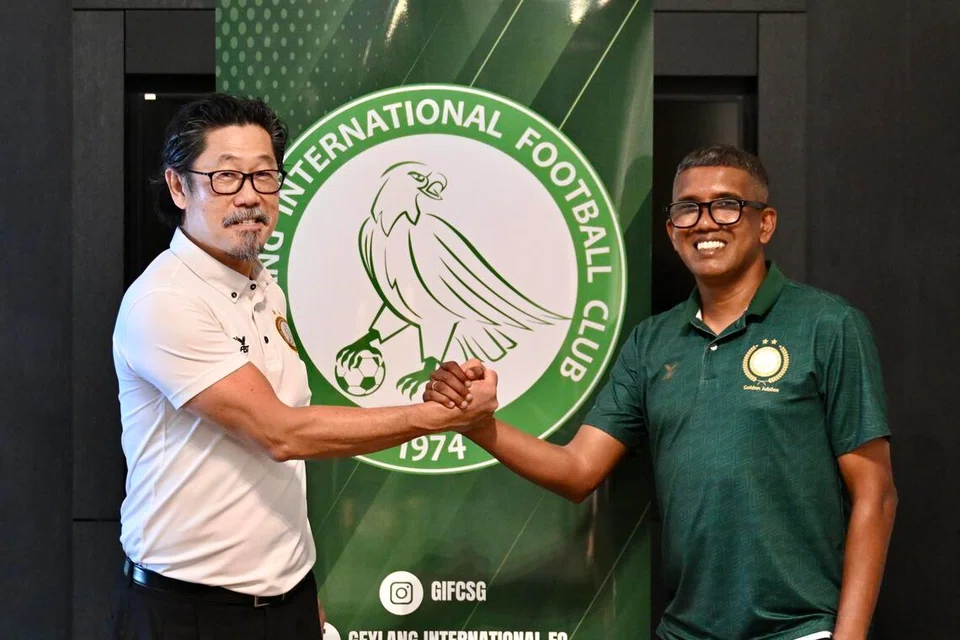 Geylang International, Desmond Gay, bola sepak Singapura