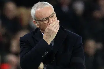 TERIMA PADAHNYA: Rentetan beberapa keputusan mengecewakan Leicester City termasuk lima kekalahan liga berturut-turut dan tersingkir daripada Piala FA akhirnya mendorong pihak kelab memecat pengurusnya, Claudio Ranieri. - Foto AFP