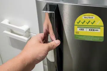 Baucar yang bakal diagihkan akan diberikan dalam nilai $2, $5, $10 dan $50, dan tiada sekatan pada jumlah yang boleh digunakan untuk mana-mana peralatan.