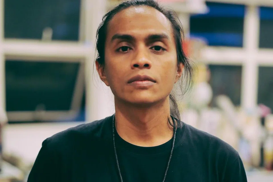 Artis grafiti terkenal, Zul Othman, telah mencipta karya seni yang dipanggil ‘Illuminate 2025’ bersama penduduk East Coast.
