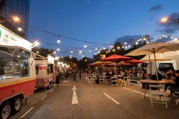 Lebih banyak ruang bagi pejalan kaki di one-north