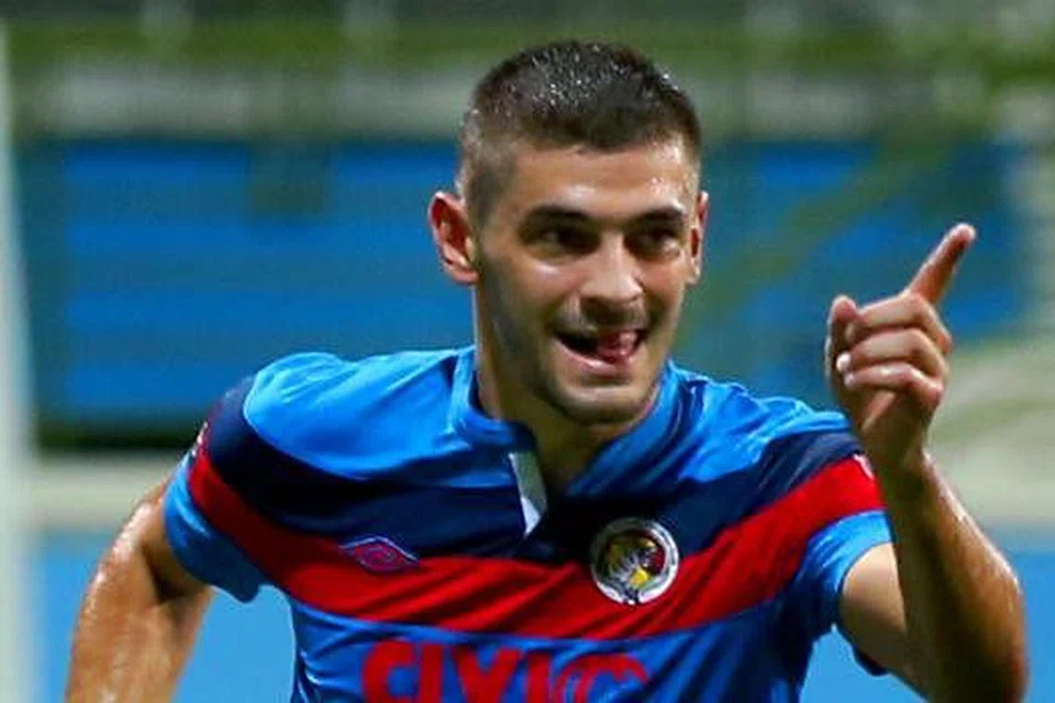 MIROSLAV KRISTIC: Selepas menyumbatkan 23 gol bagi Balestier Khalsa musim lalu, beliau tentunya mahu memperbaiki jumlah itu musim ini. - Foto fail