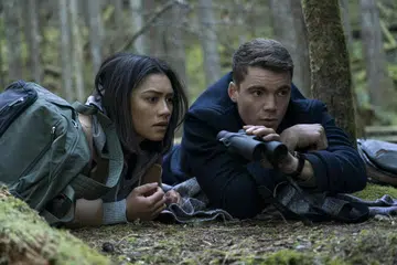 ANTARA YANG MENARIK: Filem Night Agent yang dibintangi Luciane Buchanan dan Gabriel Basso antara yang popular di saluran penstriman.
