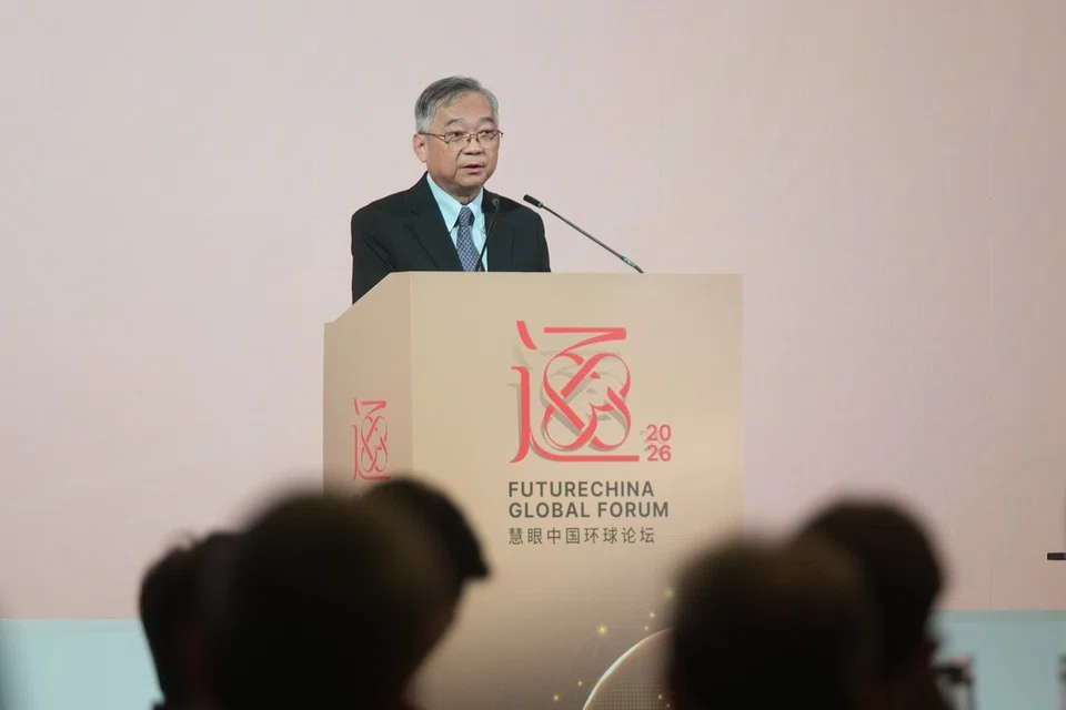Timbalan Perdana Menteri merangkap Menteri Perdagangan dan Perusahaan (Perdagangan), Encik Gan Kim Yong, berkata Singapura dan China perlu bekerjasama untuk menggabungkan kekuatan melengkapi satu sama lain bagi merebut peluang yang muncul dalam bidang seperti kecerdasan buatan (AI) dan ekonomi hijau.