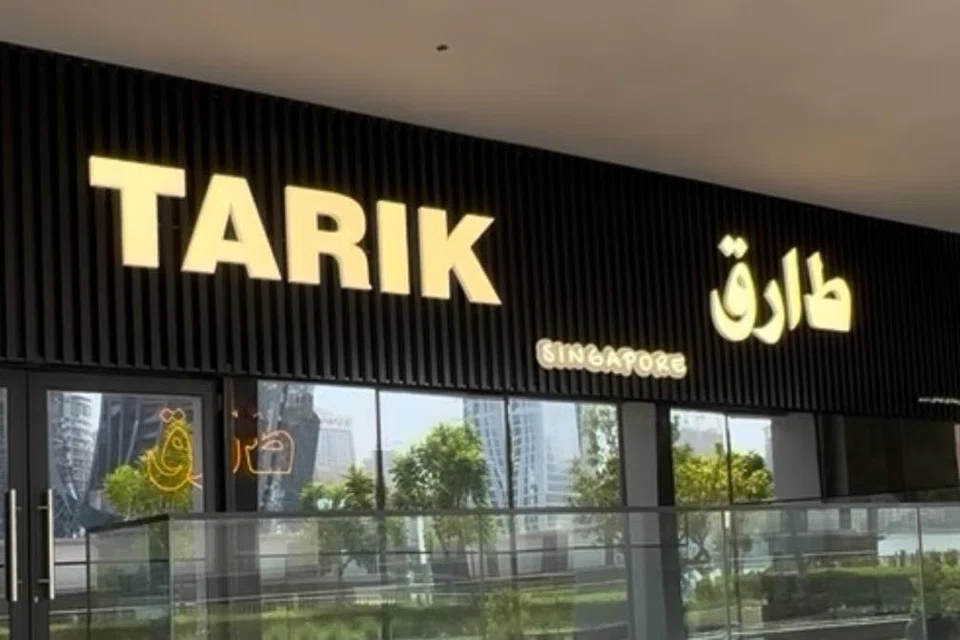 Tarik ingin menonjolkan kepada pasaran Dubai bahawa ia jenama yang berasal dari Singapura dan bakal kenalkan hidangan ikonik seperti nasi lemak dan nasi ayam.
