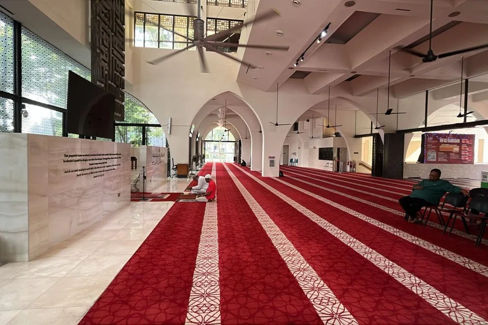 Masjid Al-Islah di Punggol, menawarkan tafsiran bahasa isyarat bagi kelas agama Ramadan seperti ‘Fiqh Ramadan for the Deaf’.