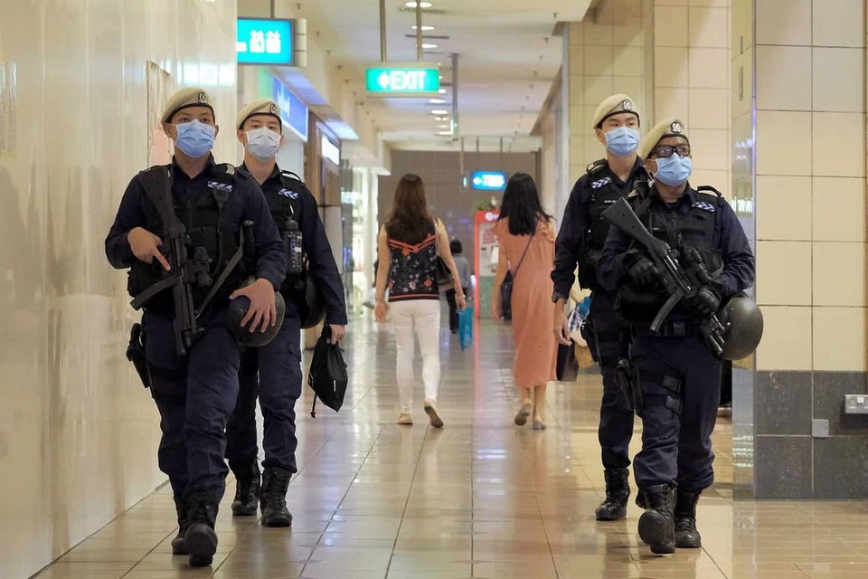 PINDAAN AKTA: Pegawai polis mempunyai kuasa untuk memecah masuk sembarang tempat jika ada kecemasan perubatan dengan tujuan mengelakkan kecederaan atau kematian. - Foto fail