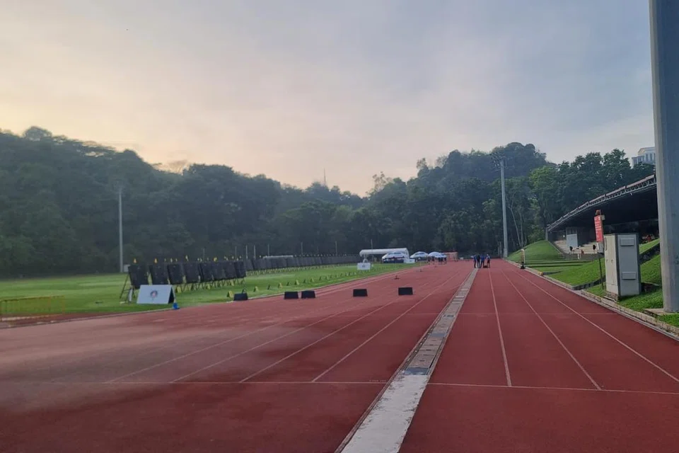 Khemah dan papan memanah sudah diletakkan di padang Stadium Bukit Gombak untuk pertandingan memanah sepanjang hari dari 25 April hingga 28 April.