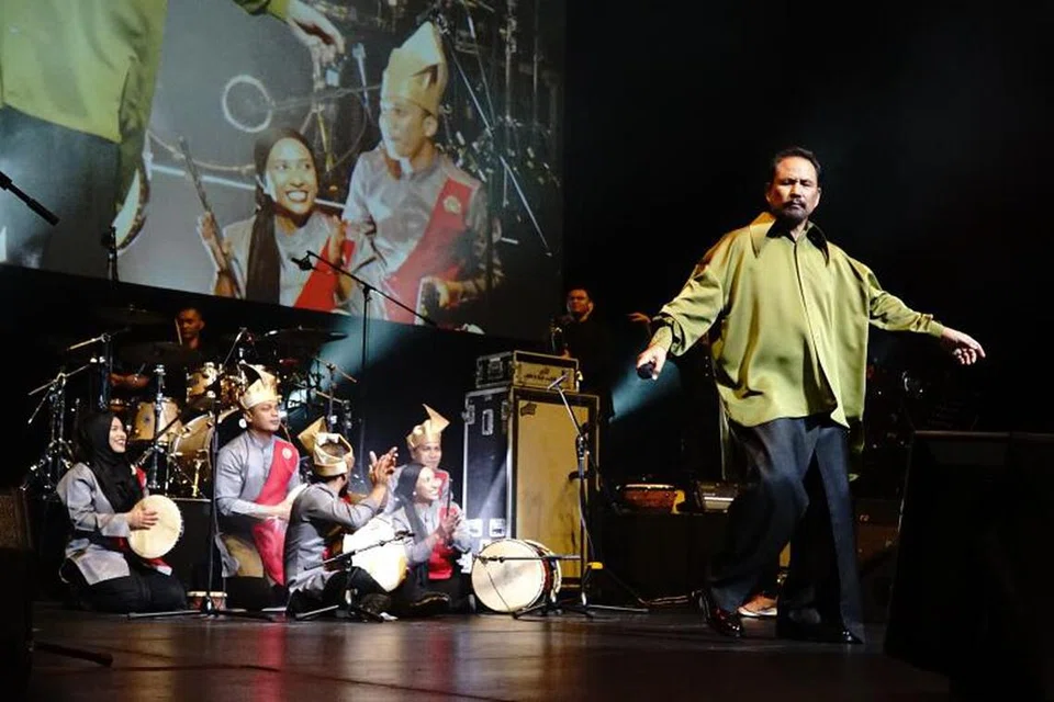 KONSERT KAYA ILMU: Datuk M. Nasir adalah legenda yang menekankan isi dalam setiap kerja seninya yang tidak membosankan tetapi memperkaya pengetahuan tentang jati diri dan warisan Melayu.
