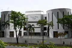Tanjong Katong Complex telah ditutup sejak Ogos 2023 bagi kerja-kerja peningkatan dan dijangka siap dibina pada separuh pertama 2029. 