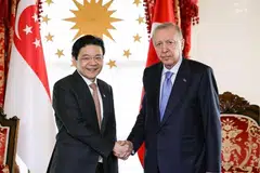 Perdana Menteri merangkap Menteri Kewangan, Encik Lawrence Wong (kiri), bertemu dengan Presiden Turkey, Encik Recep Tayyip Erdogan, di Istanbul pada 19 Jun.