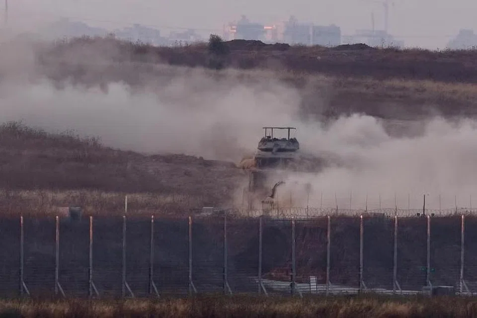 Kereta kebal Israel menyerbu sebahagian Rafah termasuk di bahagian bandarnya sebelum mengundur ke kedudukan dekat sempadan dengan Mesir.