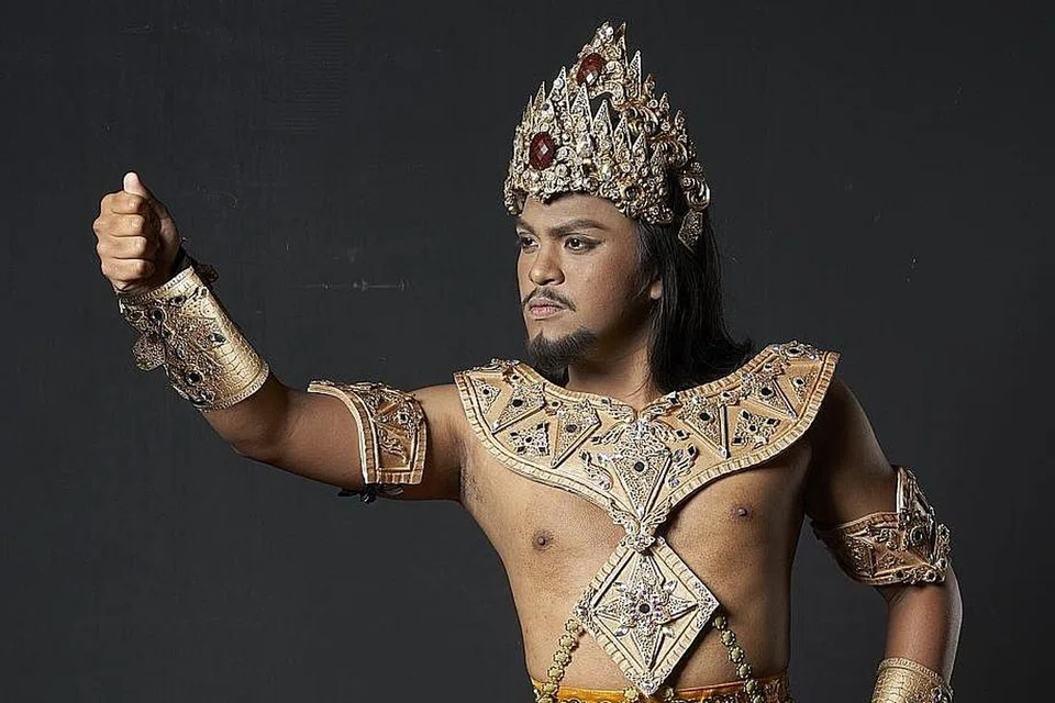 MENJUNJUNG BUDAYA: Festival Bangsawan Singapura menyatukan usaha memperjuangkan budaya warisan Melayu. - Foto ANGGERIK TEMASEK BANGSAWAN