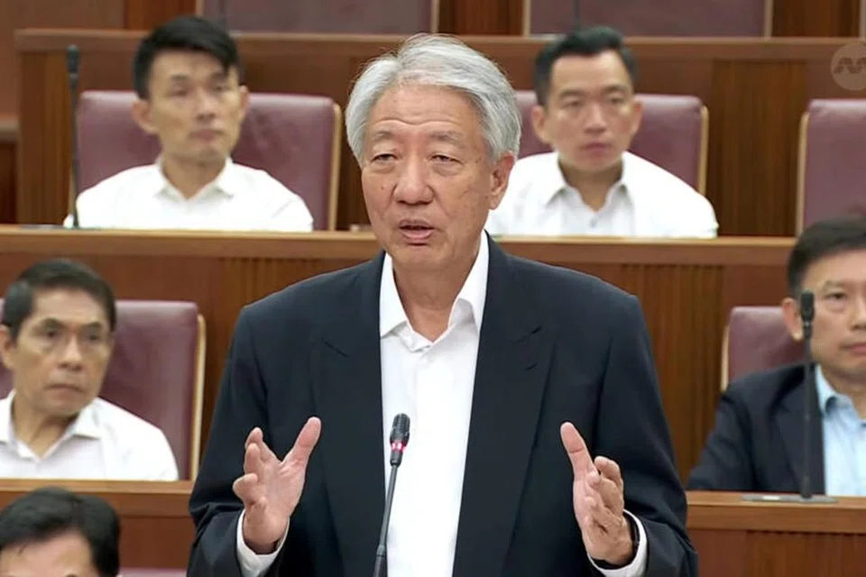 TUNTUTAN BARU: Menteri Kanan, Encik Teo Chee Hean, berkata satu tuntutan pengisytiharan standard akan diperkenalkan untuk kakitangan yang mempunyai akses atau terlibat dalam taksiran dan penyewaan. 