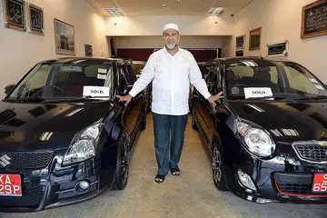 JANGAN IKUT RESA: Haji Mohamed Taifoor berpendapat pemilik kereta wajar memanfaatkan harga COE yang rendah sekarang dengan menyambung COE kereta mereka bagi tempoh lima atau 10 tahun lagi.