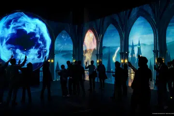 Alat ajaib, Pensieve, adalah salah satu paparan di pameran ‘Harry Potter: Visions of Magic’.