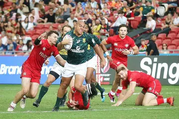 PENDAPATAN SENDIRI: Rugby Singapore (RSG) mula ditubuhkan sebagai unit perniagaan tersendiri SRU bagi menganjurkan kejohanan Ragbi Tujuh Sepasukan (7s) Singapura HSBC. Mereka telah membuat keuntungan tidak lebih daripada $750,000 dari acara itu, yang menelan belanja antara $6 juta hingga $7 juta untuk dianjurkan. - Foto fail