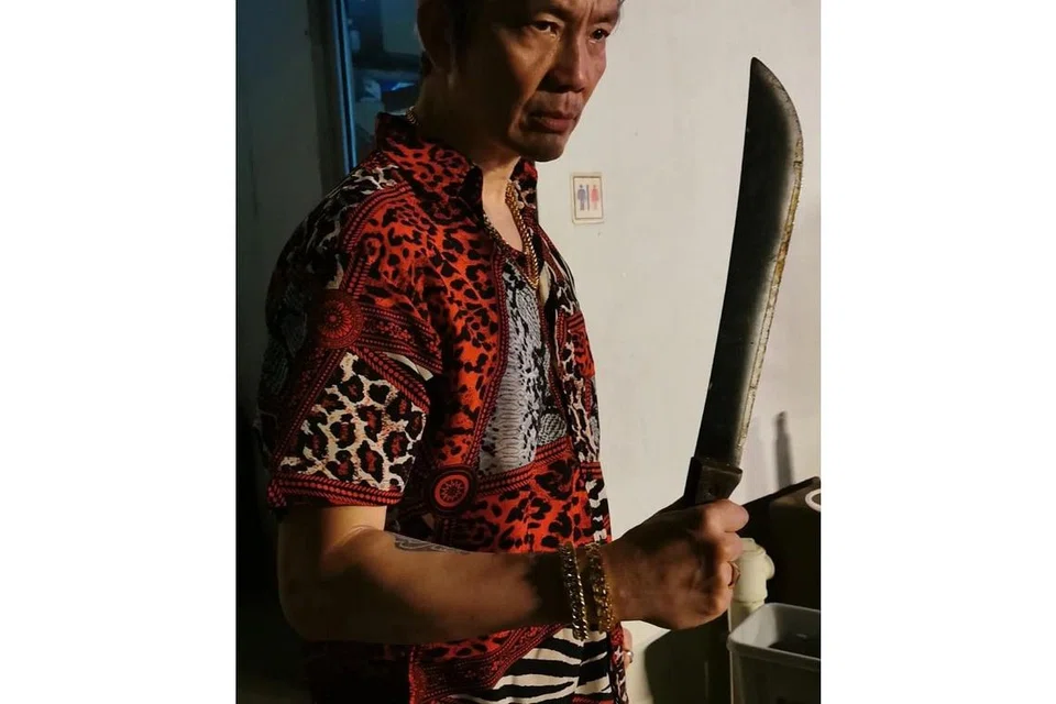 HAFAL SKRIP MELAYU: Selaku ketua samseng bernama 'Tiger' dalam drama 'Anak Metropolitan 4.0', Marcus Mok rasa tercabar sebab perlu menghafal kesemua dialog dalam bahasa Melayu. - Foto-foto INSTAGRAM MARCUS MOK