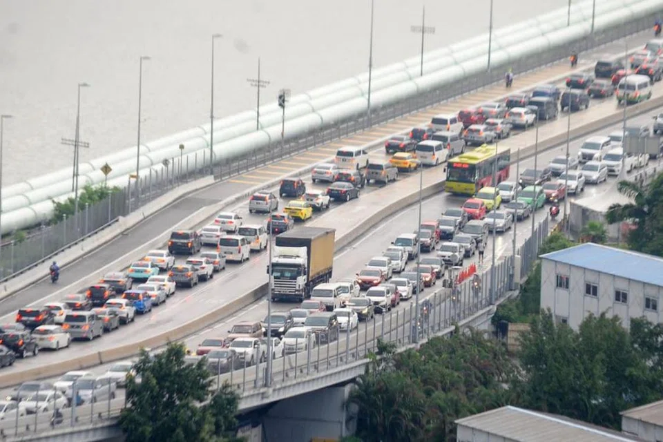 Perubahan cuti hujung minggu dari Jumaat dan Sabtu kepada Sabtu dan Ahad mulai Januari 2025 dijangka meningkatkan kesesakan trafik dan lokasi tumpuan pengunjung.