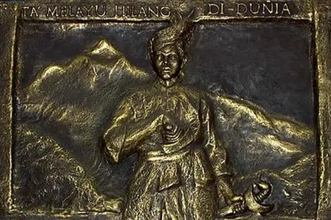 SEMUANYA BENAR: Terdapat dokumen rasmi yang menyebut tentang surat yang ditulis laksamana bagi pihak Sultan Melaka ketika itu membuktikan Hang Tuah bukan watak fiksyen daripada Hikayat Hang Tuah. - Foto INTERNET
