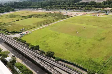 Pelan tapak tanah ini akan ada taman, tempat ibadah dan kemudahan kesihatan dan perubatan.